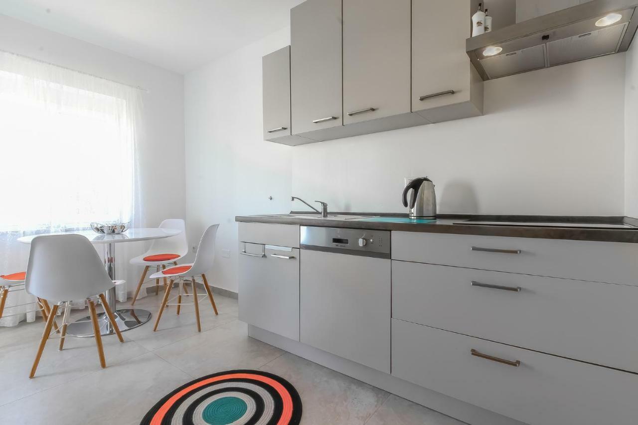 Saten Suite Apartment Near The Beach Poreč Buitenkant foto